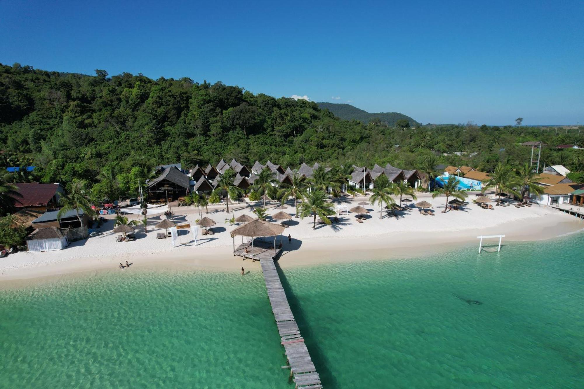 Golden Beach Resort Sok San Village Eksteriør bilde